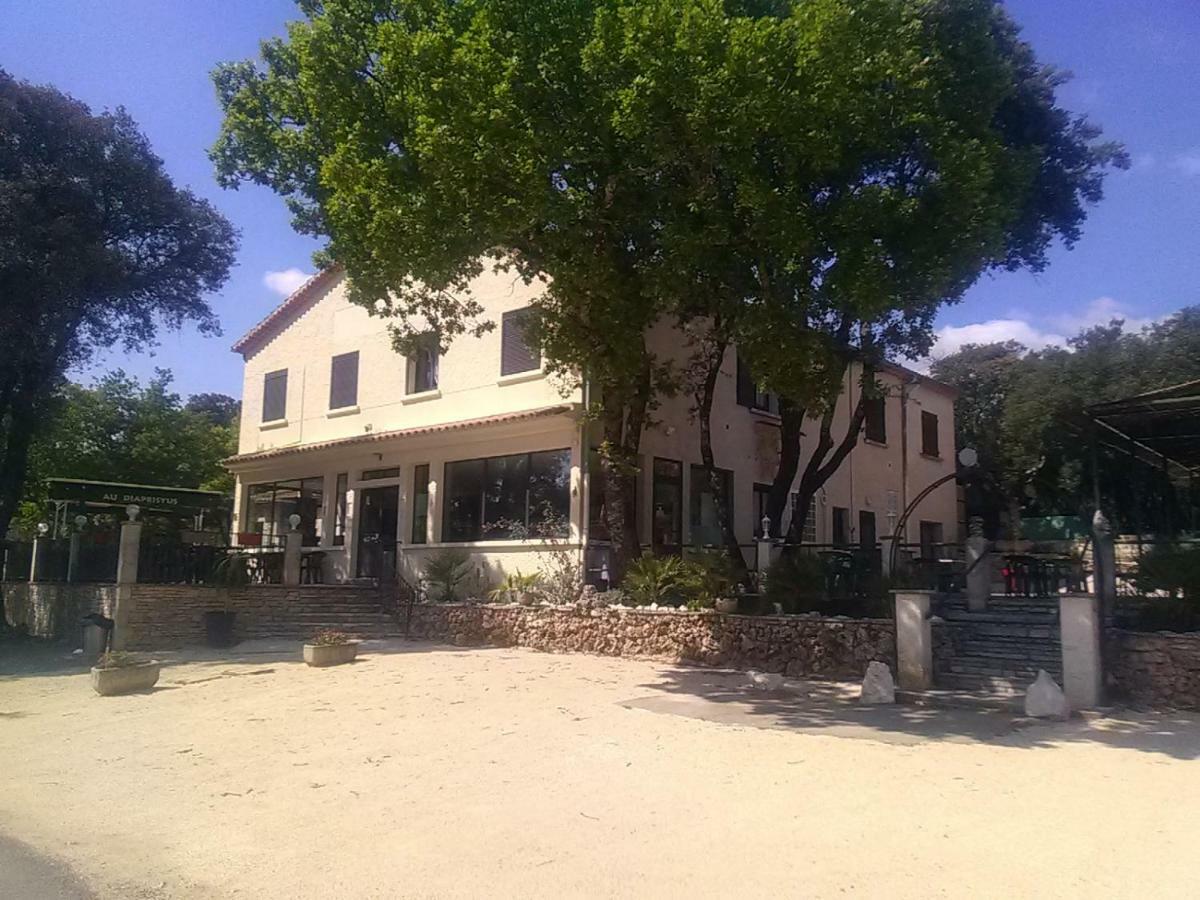 Terrasses De L'Aven Hotel Orgnac-lʼAven Exterior foto